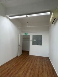 Yi Guang Factory Building (D14), Warehouse #596433161